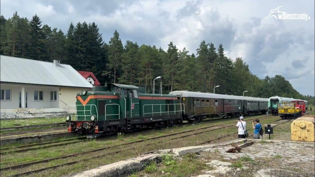 „Retro Express Bieszczady” ponownie na trasie. Wyjątkowa podróż z Jasła do Krościenka