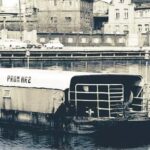 Prom nr 2 rozpoczął swoją służbę w 1958 roku i funkcjonował w tym miejscu codziennie przez 17 lat, aż do tragicznego dnia. Pełnił ważną rolę w życiu mieszkańców prawego brzegu Motławy, jednak zdjęcia sprzed katastrofy nie są znane mat. archiwalny z akt prokuratorskich sprawy