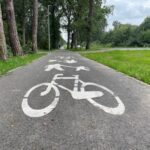Dzięki inwestycji cała trasa otoczy akwen, tworząc spójną pętlę idealną do jazdy rowerem, spacerów czy nordic walkingu.