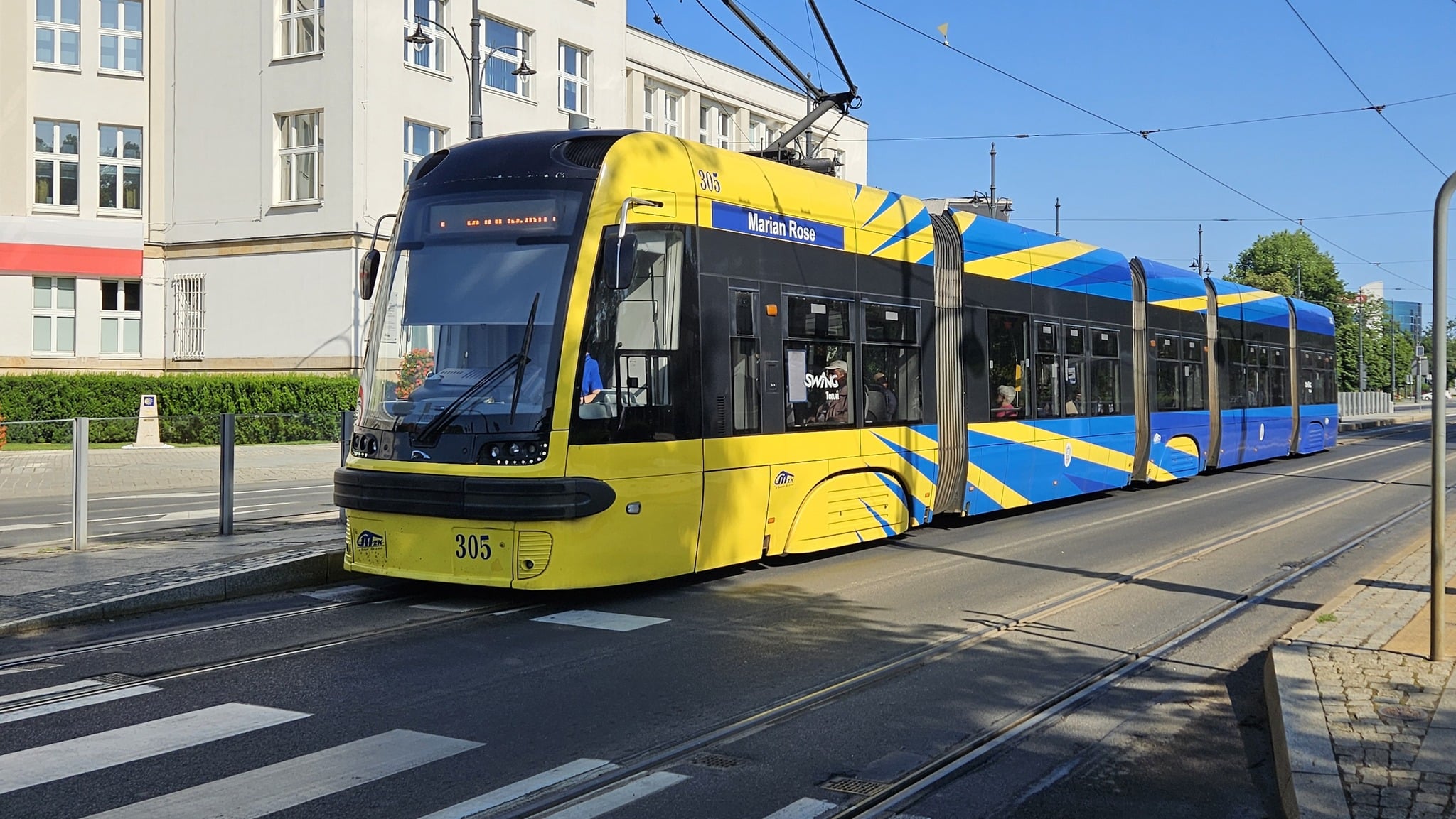 Infotram - Zderzenie dwóch tramwajów w Toruniu. Kilkanaście osób rannych, w tym dzieci