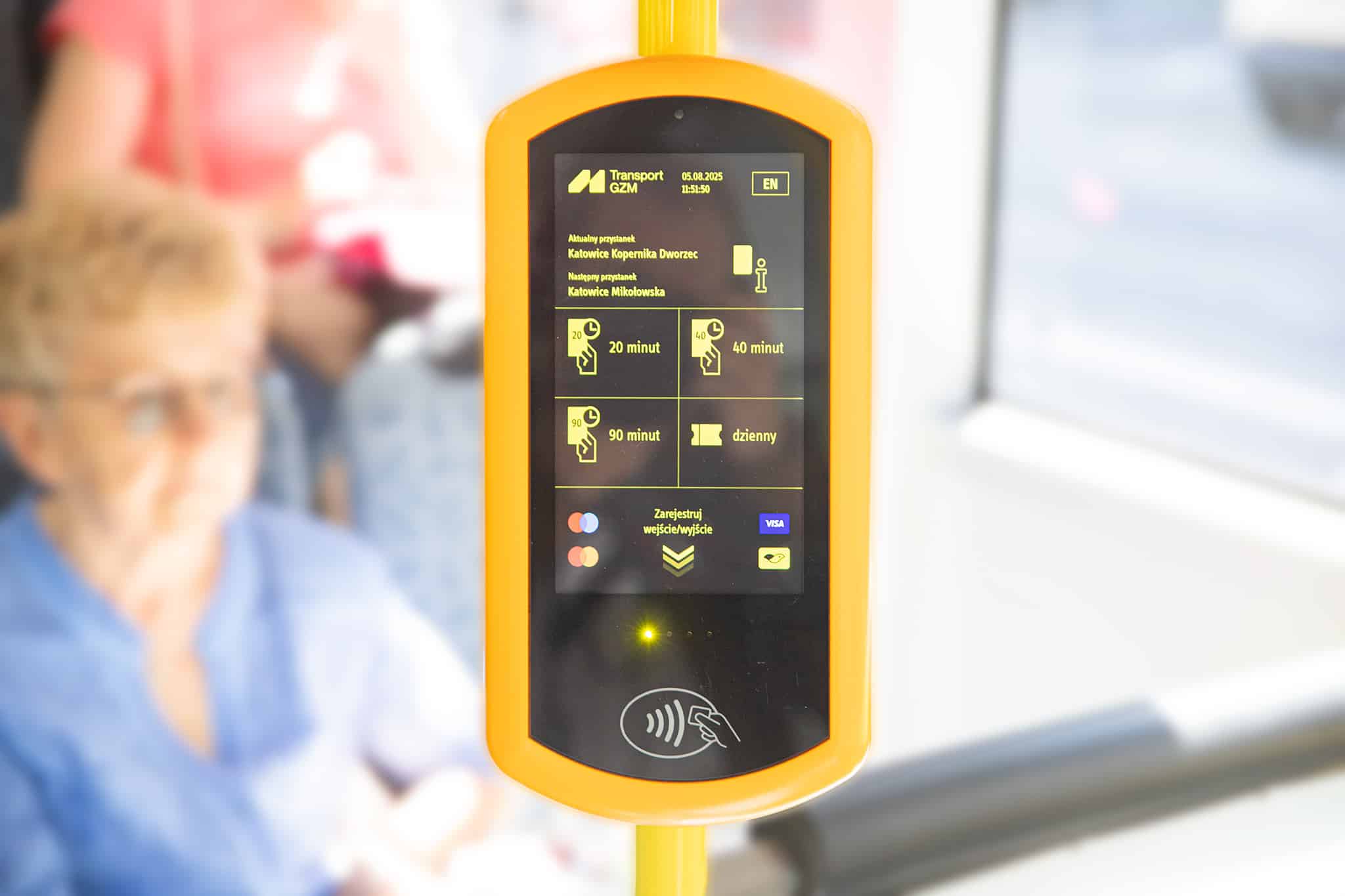 Infotrans - Już w każdym autobusie i tramwaju sieci Transport GZM kupisz bilet przez dotknięcie kartą