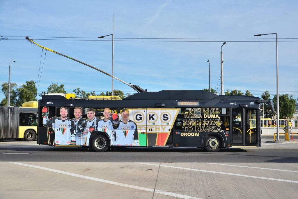 Hokejowy trolejbus w Tychach / fot. UM Tychy
