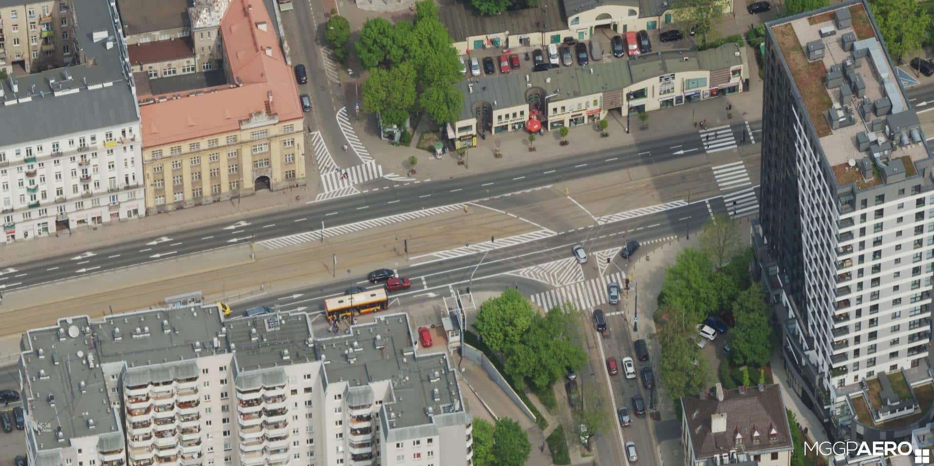 Infotram - Warszawa: Remont torów na skrzyżowaniu Wolskiej i Skierniewickiej. Dwie linie zawieszone, kilka na objazdach