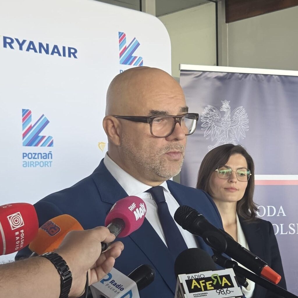 Punkt paszportowy w Poznaniu ratuje wyjazdy – tysiąc dokumentów od kwietnia