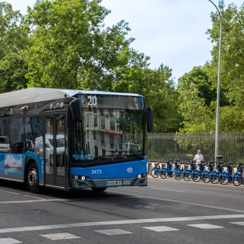 Madryt już testuje autobus autonomiczny 100% elektryczny w ruchu pasażerskim