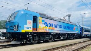 Inforail - PKP Intercity przyspiesza wakacyjny pociąg do Rijeki. Krótszy czas podróży i więcej kursów