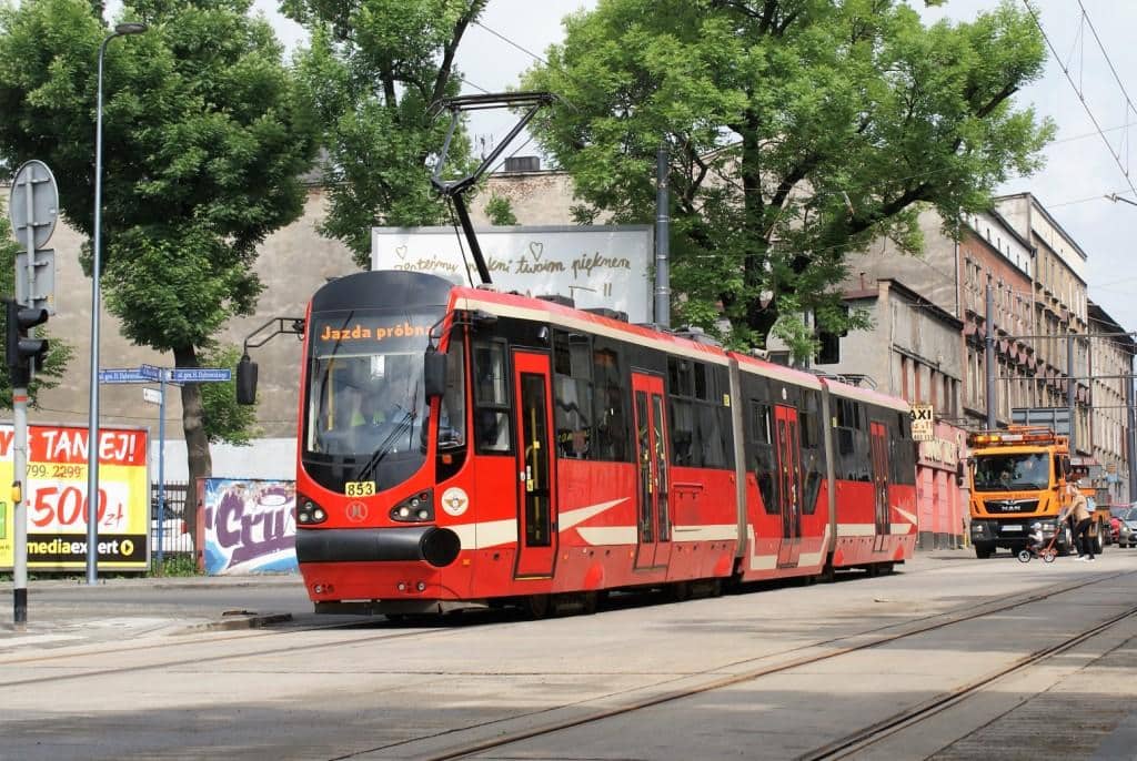 Tramwaje Śląskie budują torowe obejście estakady w Chorzowie. Będzie dojazd do rynku foto: TŚ