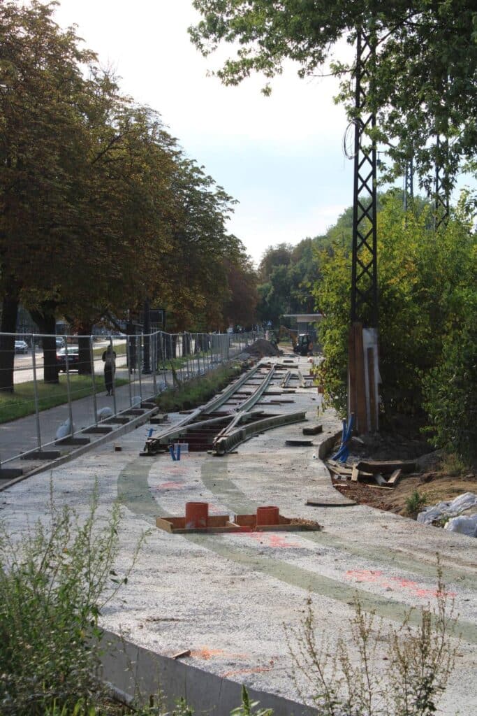 Łódź: Modernizacja torowiska w parku Staromiejskim nabiera tempa foto: UM Łódź
