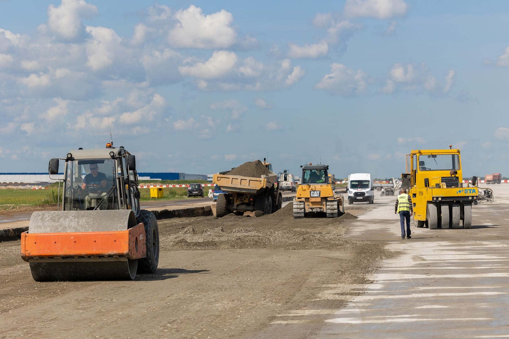 Infoair - Jasionka modernizuje pas startowy i drogi kołowania – najważniejsze inwestycje do 2027 roku