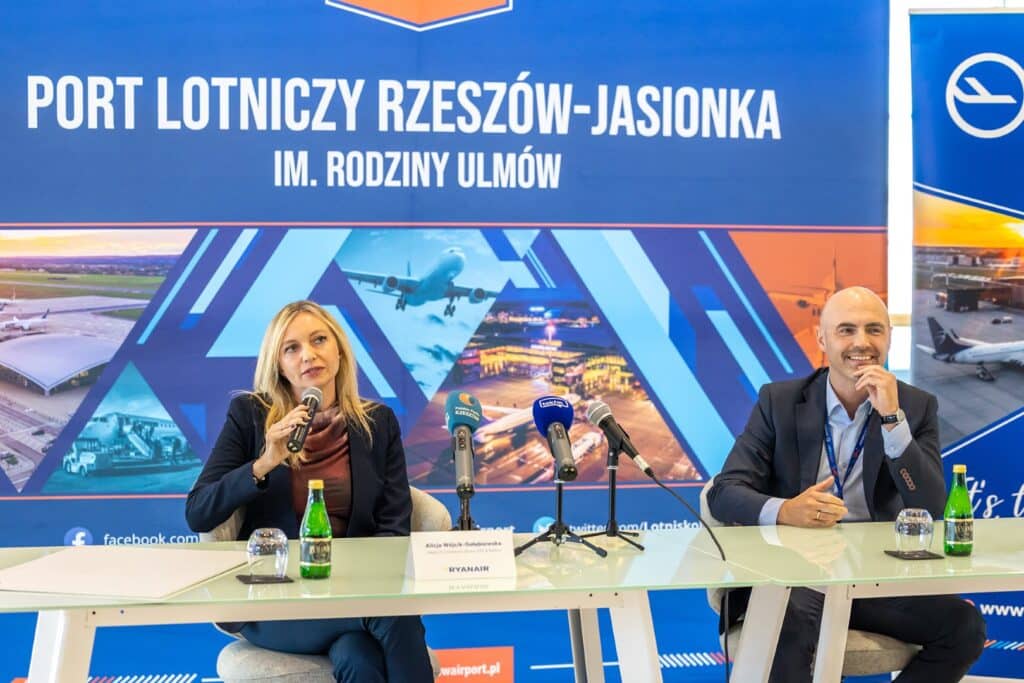 Zimowy rozkład Ryanaira z lotniska w Rzeszowie – 8 tras i dwie gorące nowości