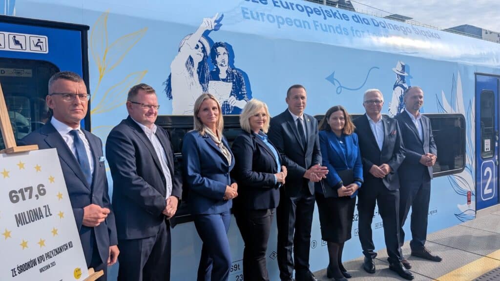 Koleje Dolnośląskie 84 z 88 pociągów kupiły za unijną kasę foto: KD