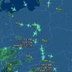 PLL LOT: siedem lotów do Warszawy przekierowana na inne lotniska w Polsce
