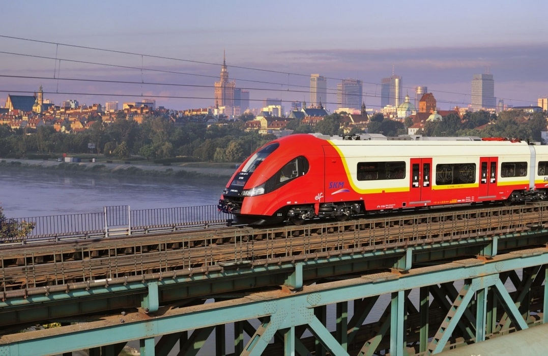 Inforail - Utrudnienia na kolei w Warszawie. Skrócona trasa SKM S1 i zmiany w kursowaniu Kolei Mazowieckich