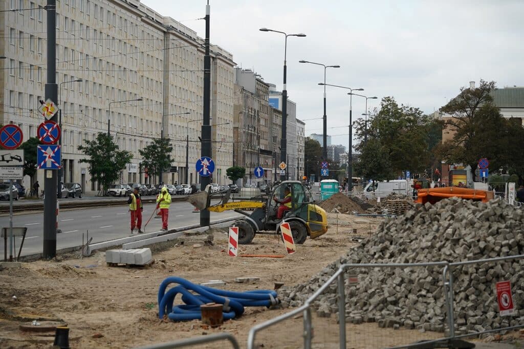 Utrudnienia w kursowaniu tramwajów na warszawskiej Woli. Wyjadą dwie kolejne linie zastępcze foto: UM Warszawa