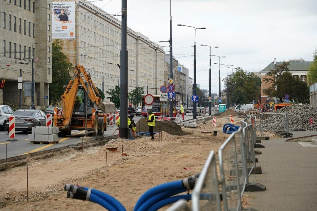 Utrudnienia w kursowaniu tramwajów na warszawskiej Woli. Wyjadą dwie kolejne linie zastępcze foto: UM Warszawa