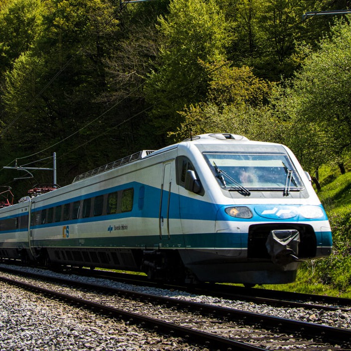 Miliony pasażerów, setki tysięcy kilometrów. Słoweńskie Pendolino świętuje 25-lecie foto: SŻ