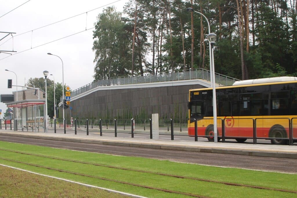 Warszawa: Gratka dla miłośników tramwajów. Linie 26 i 33 pojadą do pętli Winnica foto: WTP