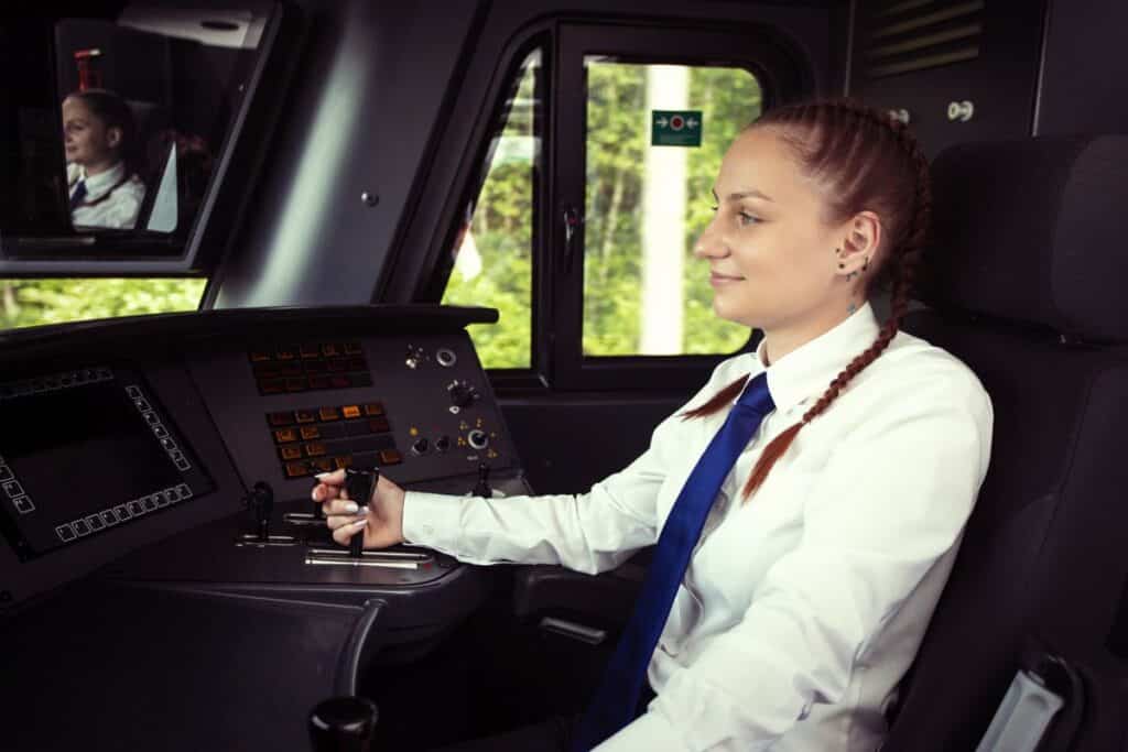 PKP Intercity przypomina o realiach zawodu maszynisty w Europejski Dzień Maszynisty foto: PKP IC