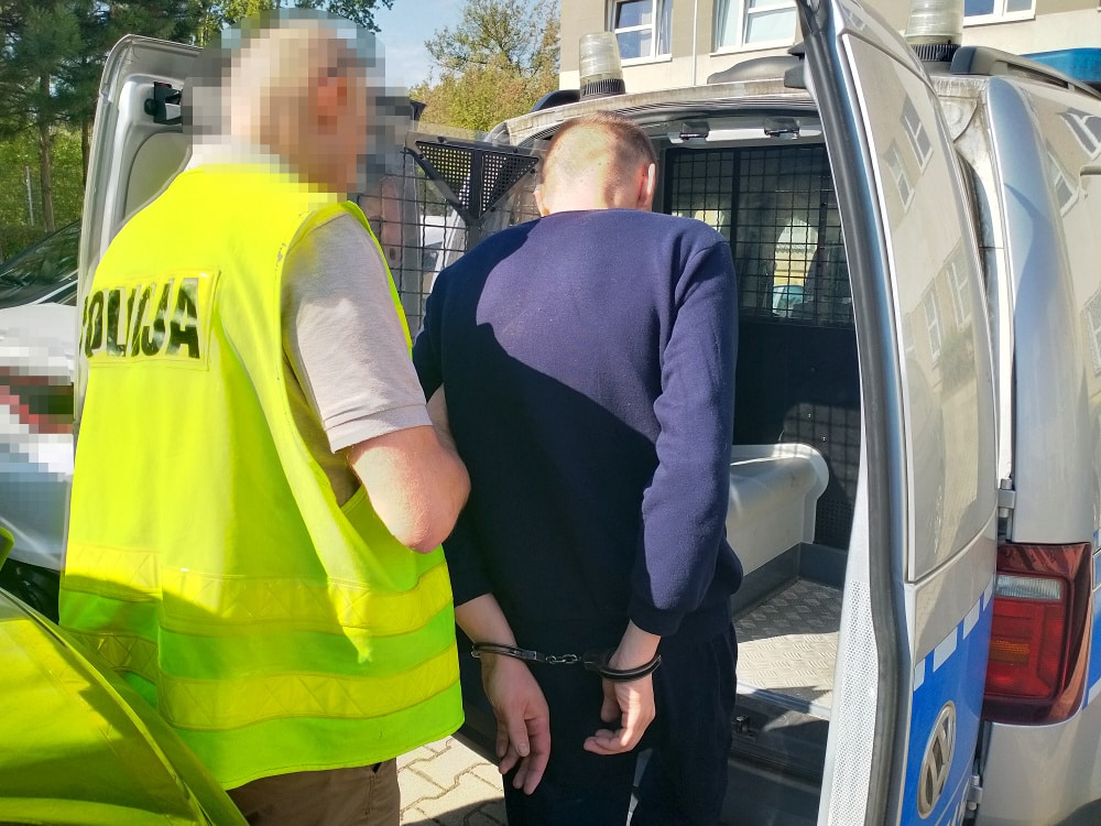 Brutalny napad na stacji metra Dworzec Wileński. 32-letni recydywista tymczasowo aresztowany foto: Policja