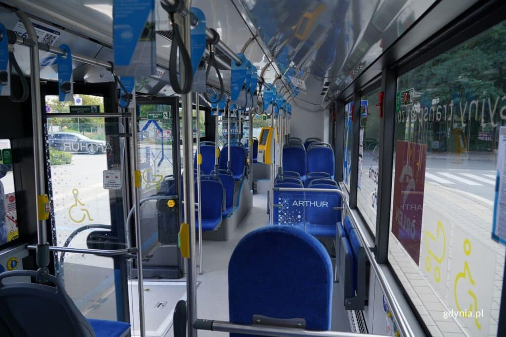Pierwszy autobus wodorowy pojawił się na gdyńskich ulicach. Trwają testy