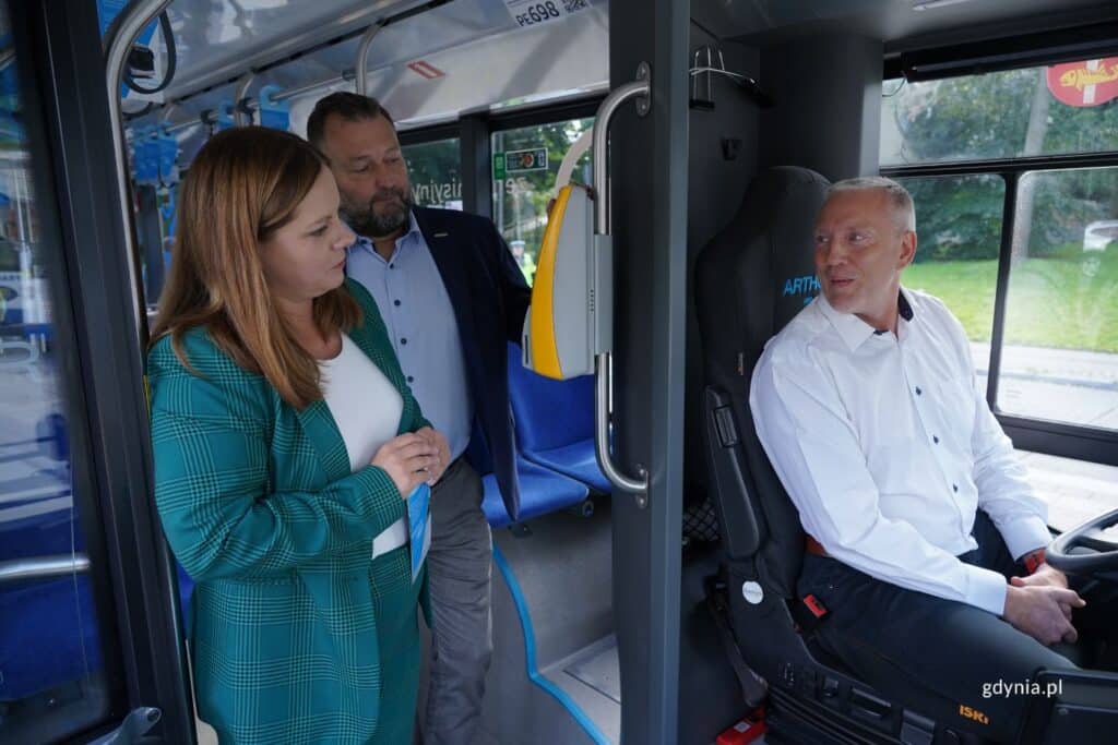 Pierwszy autobus wodorowy pojawił się na gdyńskich ulicach. Trwają testy