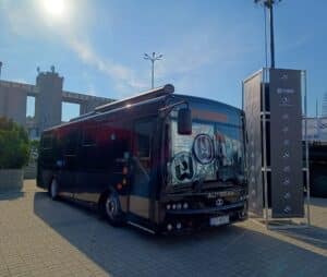 AUTOSAN jedynym przedstawicielem transportu publicznego na MSPO 2025. Sancity 9LE zaprezentowany na wystawie obronnej w Kielcach
