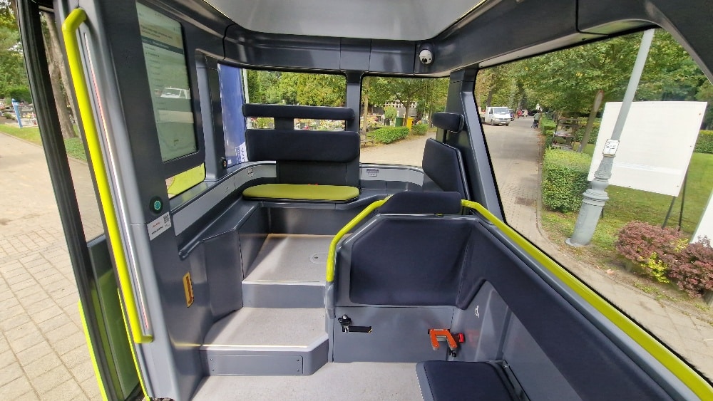 we Wrocławiu rozpoczęły się testy autonomicznego minibusa gliwickiego start-upu Blees