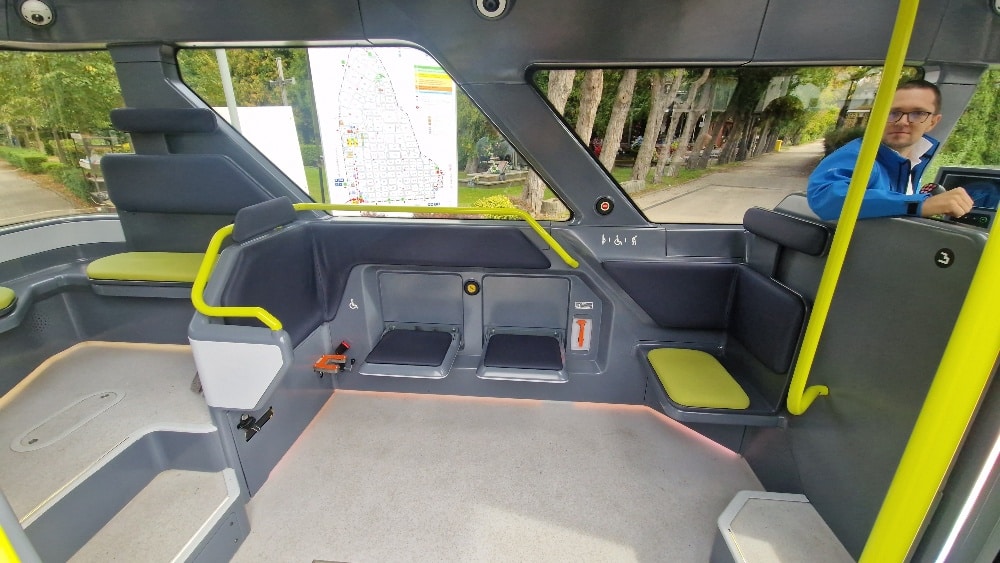 we Wrocławiu rozpoczęły się testy autonomicznego minibusa gliwickiego start-upu Blees