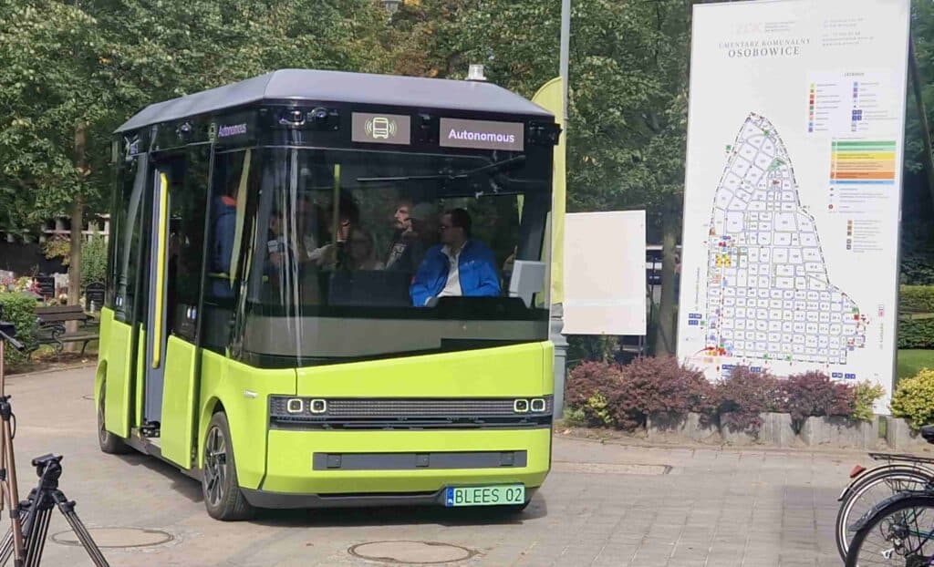 Blees po przerwie wraca do testów autonomicznego autobusu. We Wrocławiu