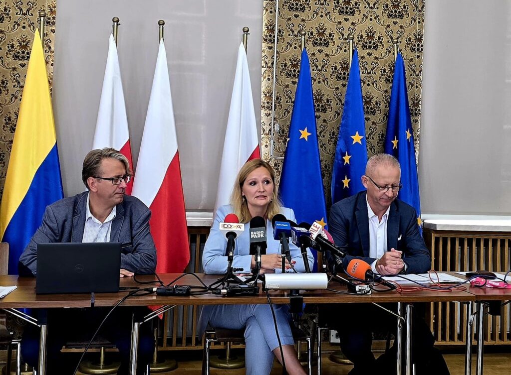– Metrobus to rozwiązanie pomiędzy transportem szynowym a autobusowym – mówi Małgorzata Stelnicka, zastępca prezydenta Opola.