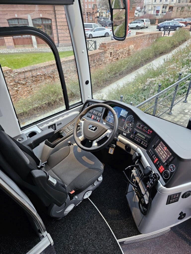 Autobusy dla strażaków: PSP ogłasza przetarg na flotę do transportu ratowników / fot. Komenda Wojewódzka PSP w Poznaniu
