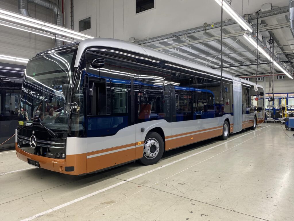 Bruksela przyspiesza elektryfikację. 93 autobusy elektryczne już w ruchu, kolejne w drodze