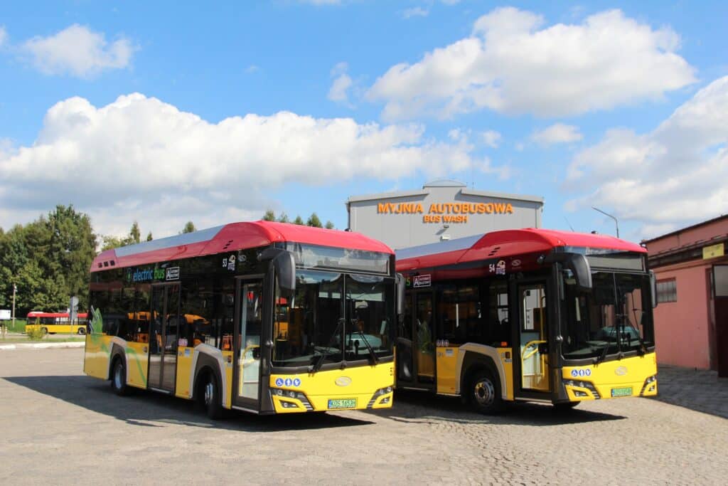 MZK Oświęcim odbiera kolejne elektrobusy od Solarisa