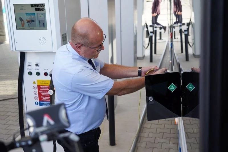 Komunikacja Miejska Rybnik ma jedną ofertę na wodór do autobusów. Od PAK-PCE Stacje H2 fot. UM Rybnik