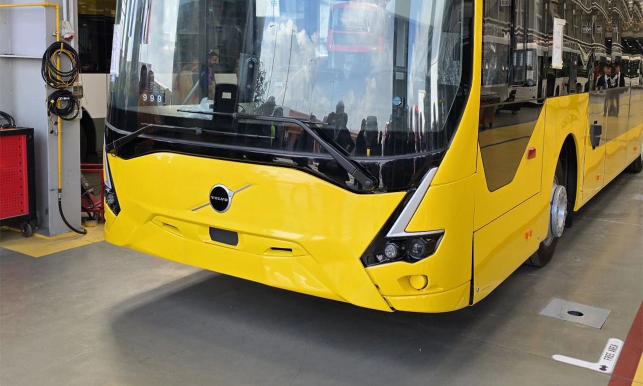 Infobus - Z Polski do Egiptu. Volvo pokazało licencyjne autobusy 7900 od MCV. Premiera na Busworld