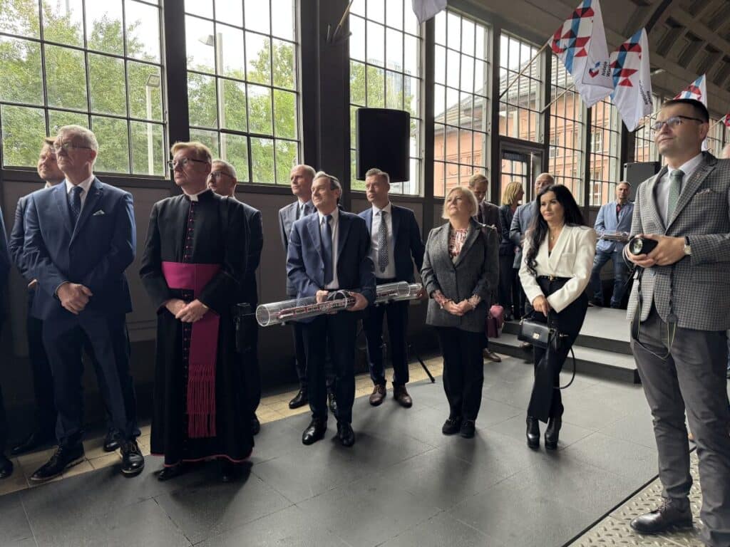 Nowe Elfy 2 dla Kolei Wielkopolskich foto: UMWW