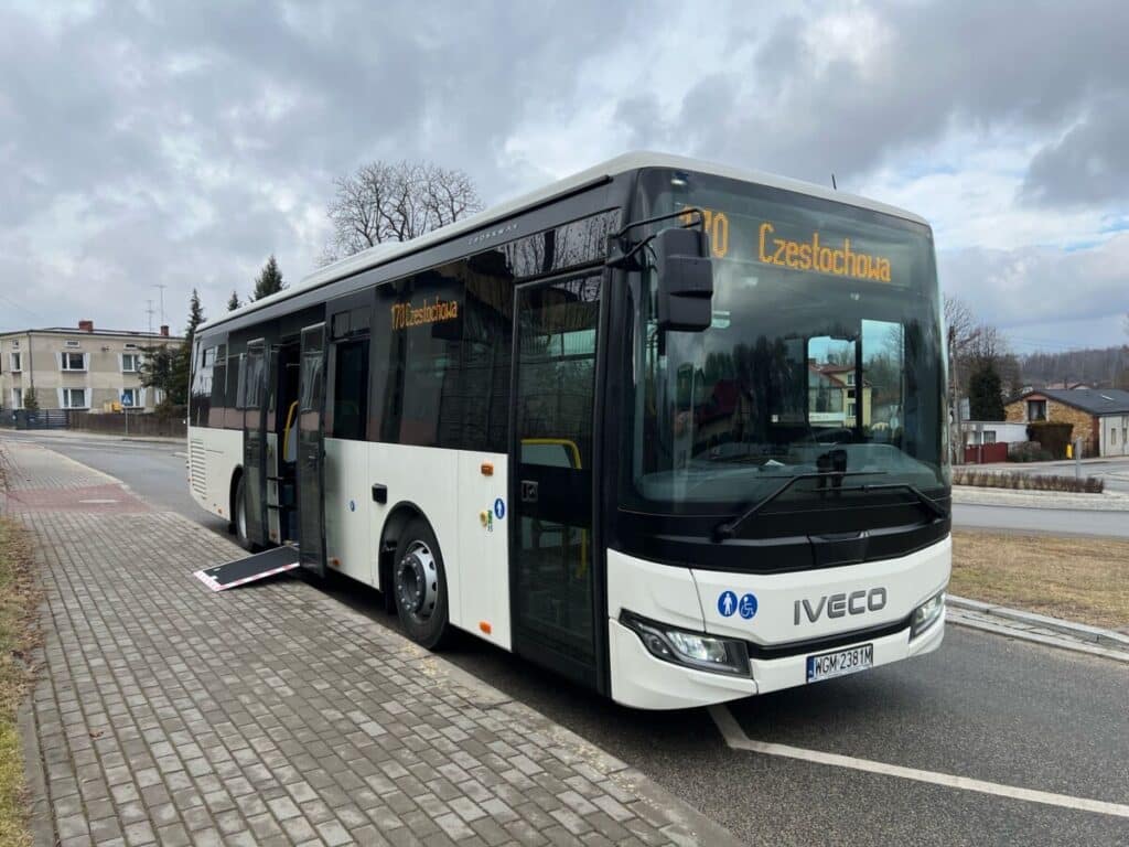 Nowy rozdział dla transportu publicznego pod Częstochową. MPK i Komunikacja Jurajska zmieniają układ sił