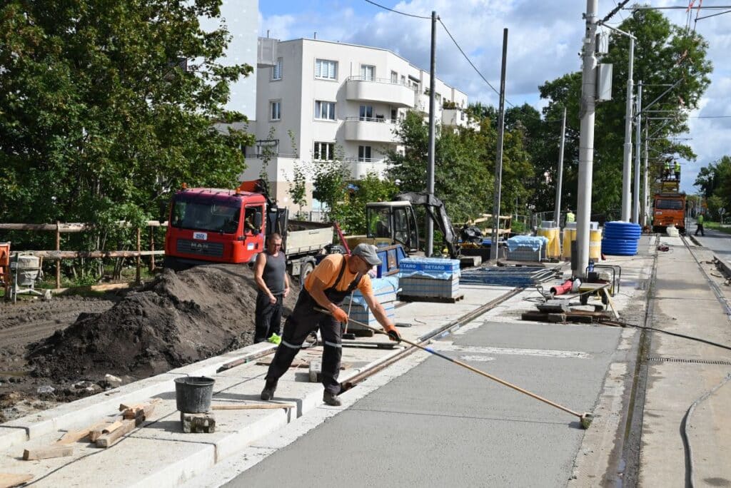 Wrocław: Tramwaje wracają na Klecinę. Koniec utrudnień na ul. Przyjaźni foto: MPK Wrocław