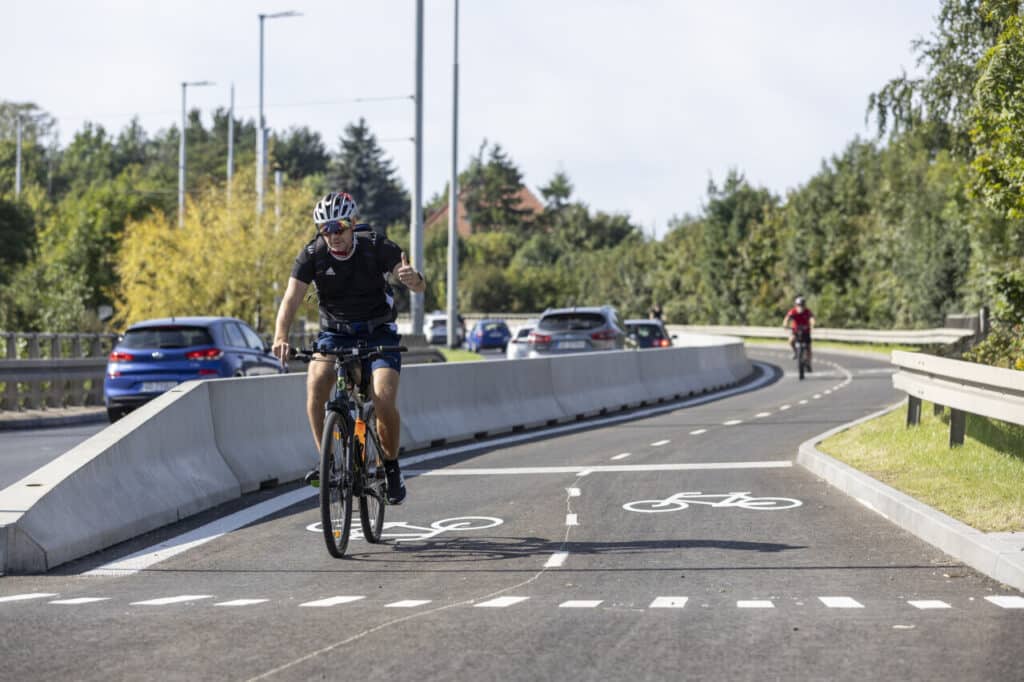 Gdańsk otworzył pierwszy etap ekostrady. Rowerem z Chełmu do Śródmieścia w 5 minut