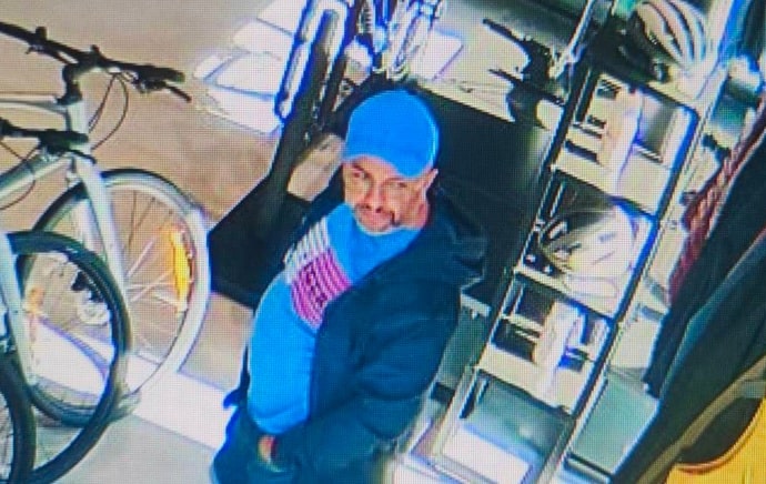 Infobike - Rekordowa kradzież roweru we Wrocławiu. Za 70 tys. zł! Monitoring nagrał podejrzanego