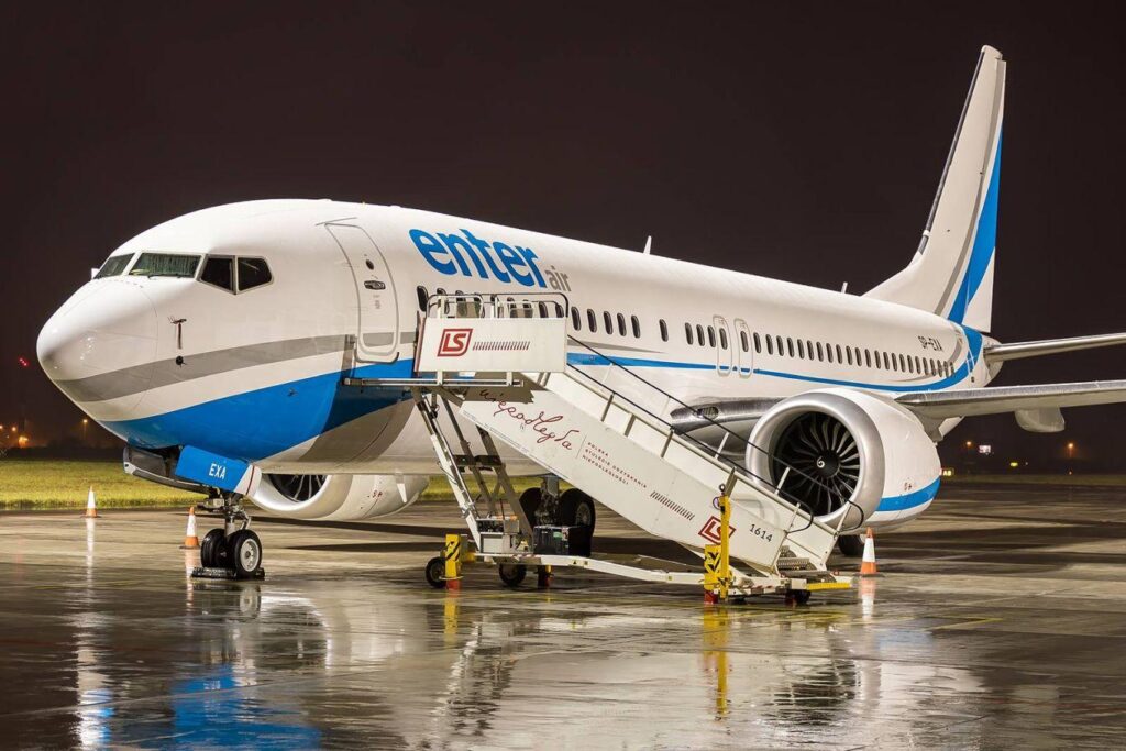 Enter Air powiększył flotę o kolejny samolot typu B737 MAX 8