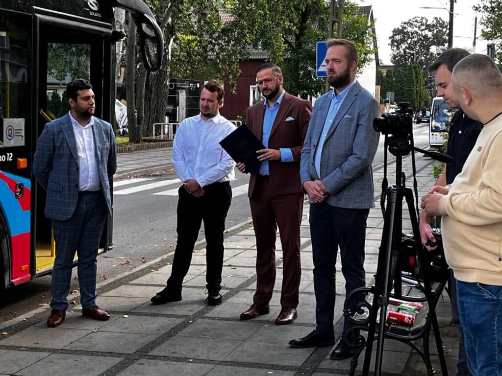 Po miesiącu działania Nowodworska Komunikacja Autobusowa (NKA) zyskała nie tylko uznanie mieszkańców, ale też konkretne plany rozwoju