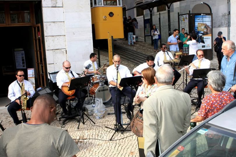 Portugalia/ Zerwana lina prawdopodobną przyczyną wypadku kolejki Gloria w Lizbonie / fot. Carris