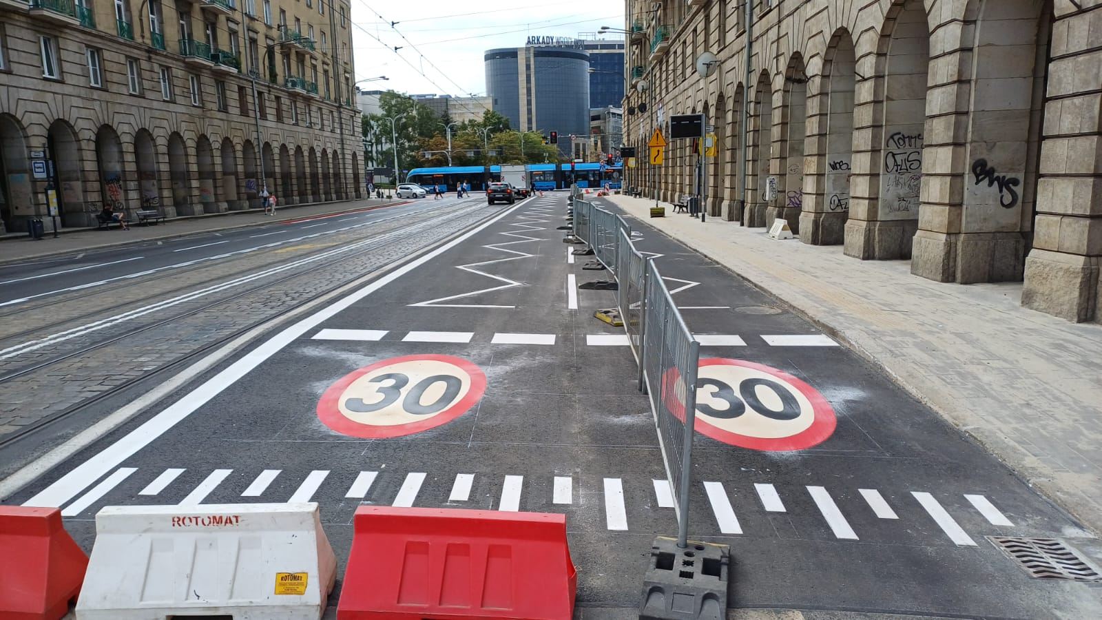 Infotrans - Kolejny przystanek wiedeński we Wrocławiu. Tym razem w samym miasta. Na Świdnickiej