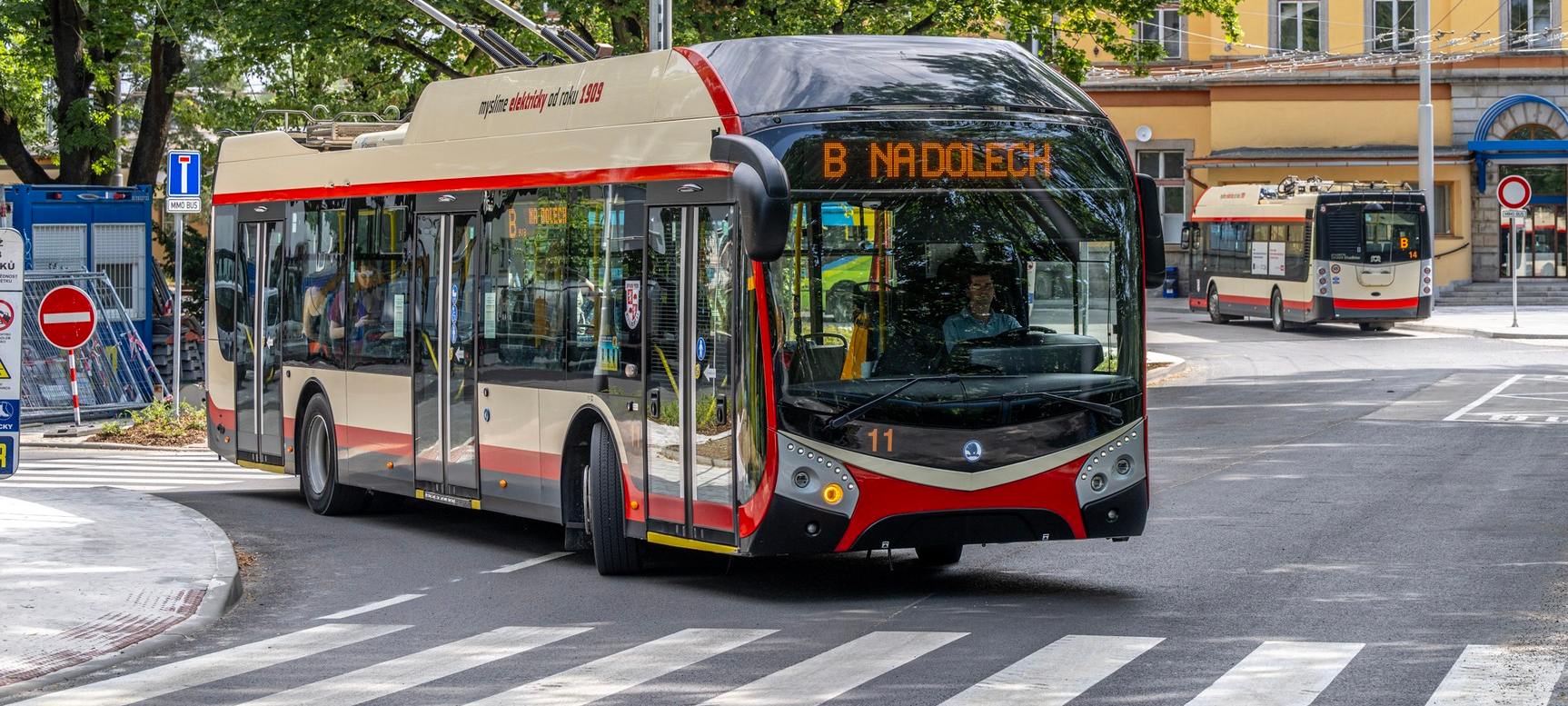 Infobus - Jihlava podpisuje umowę na nowe trolejbusy. Škoda i SOR zgarniają kontrakt