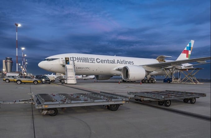 Lotnisko Katowice rośnie w siłę. Central Airlines otwiera nowe połączenie cargo z Chengdu fot. Piotr Adamczyk/Katowice Airport