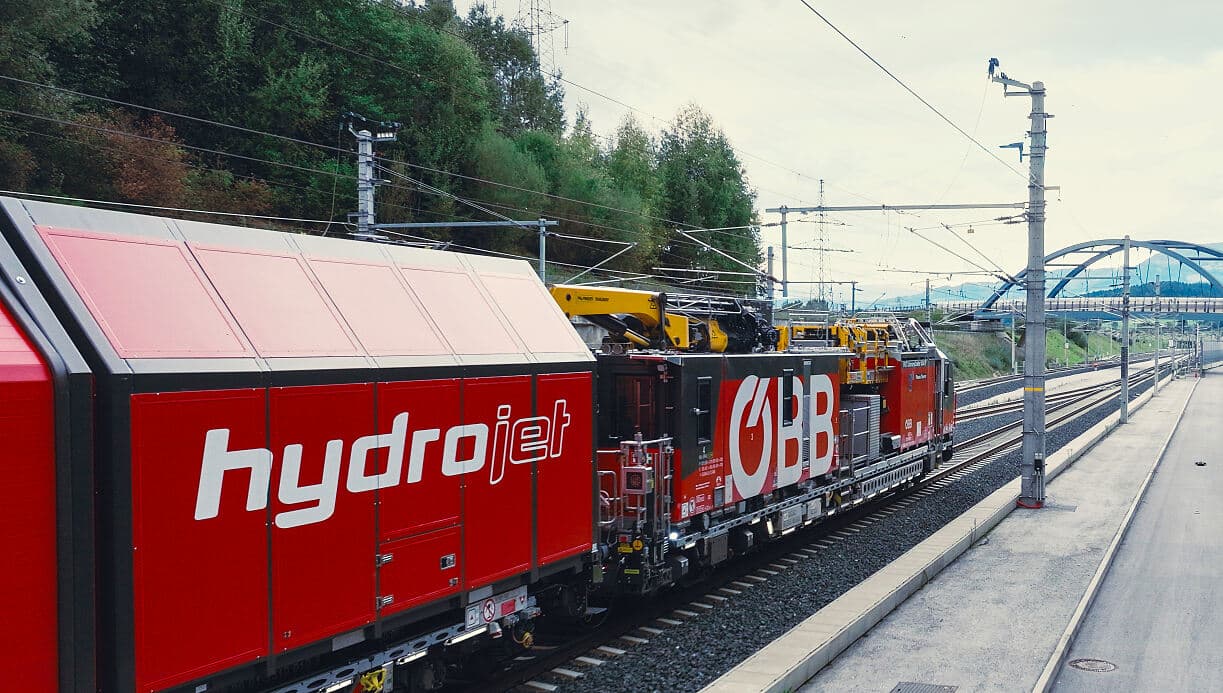 Inforail - ÖBB wprowadza rewolucyjny system czyszczenia tuneli kolejowych. Z Hydrojet
