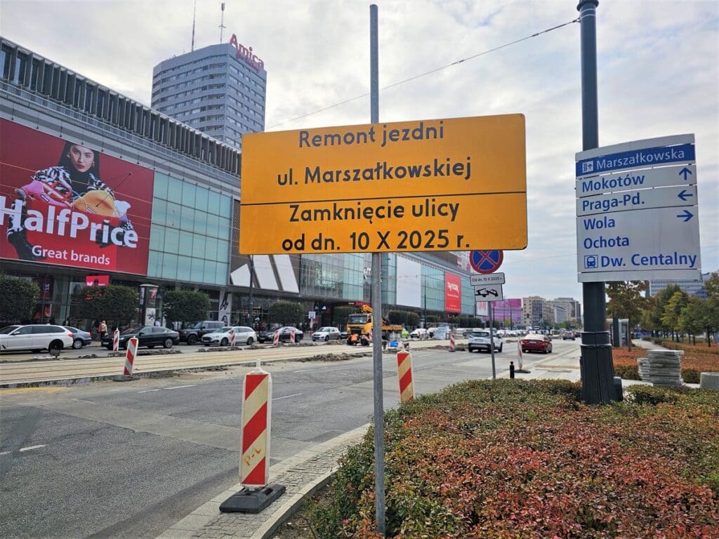 Warszawa: Tramwaje wracają na Marszałkowską i Grójecką foto: UM Warszawa