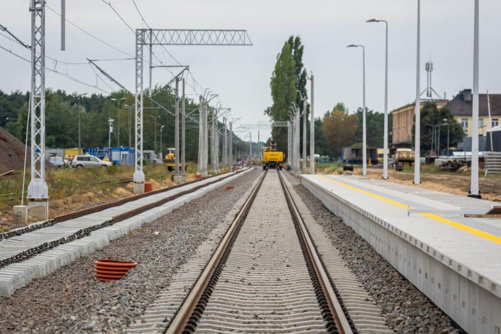 Modernizacja linii kolejowej Bydgoszcz–Fordon. Szybciej, wygodniej i bliżej mieszkańców foto: UMWKP