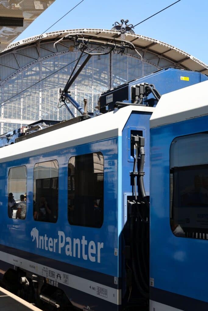 Starlink w pociągach CD